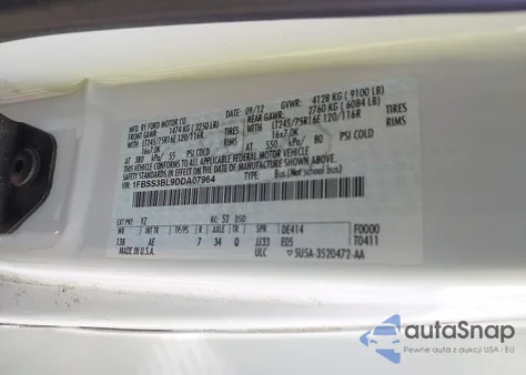 2013 Ford E-350 Super Duty Xl from USA, damaged, VIN 1FBSS3BL9DDA07964